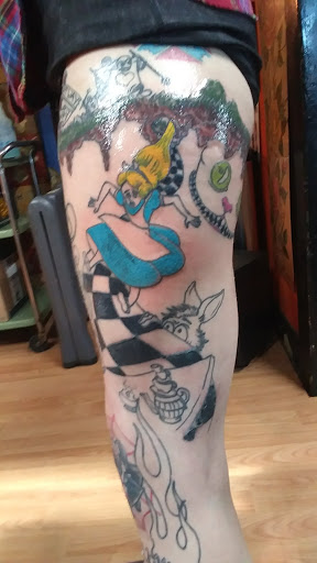 Tattoo Shop «Phantom Ink Tattoos», reviews and photos, 122 E Main St, Bristol, CT 06010, USA