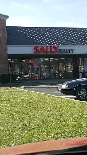 Sally Beauty, 1142 Shackelford Rd, Florissant, MO 63031, USA, 