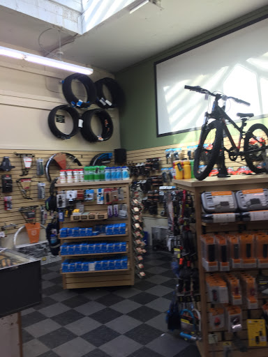 Bicycle Store «Kirkland Bicycle», reviews and photos, 208 Kirkland Ave, Kirkland, WA 98033, USA