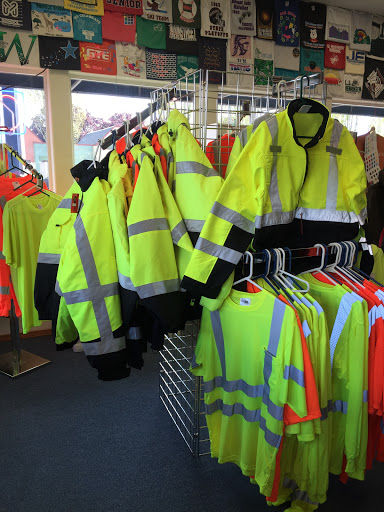 Store «Garment Graphics / Designworks Printing & Promotions, Inc.», reviews and photos, 1853 NE Cornell Rd # A, Hillsboro, OR 97124, USA
