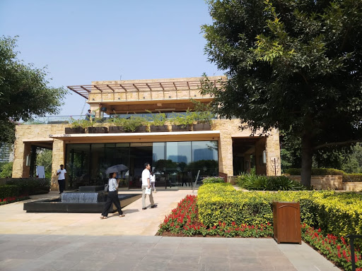 DLF Golf Club House