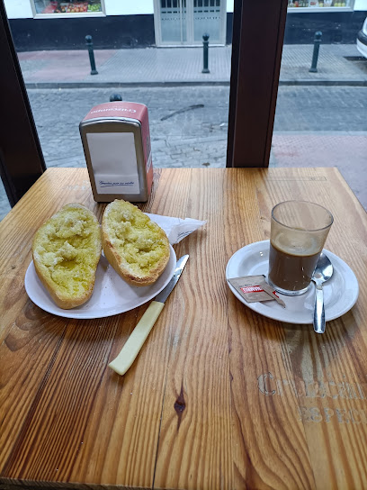 La Uvita en Cádiz>


<h2 class=