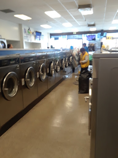 Laundromat «Spin Cycle laundry», reviews and photos, 909 N Euclid St, Anaheim, CA 92801, USA