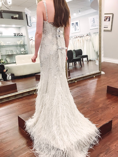 Bridal Shop «Bella Bianca Bridal», reviews and photos, 17W527 E Roosevelt Rd, Oakbrook Terrace, IL 60181, USA