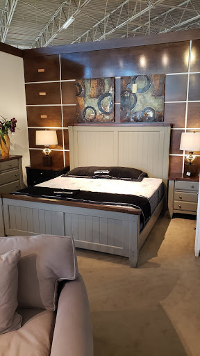 Furniture Store «Rooms To Go & Rooms To Go Kids Furniture Store - Montgomery», reviews and photos, 6810 Eastchase Pkwy Suite A, Montgomery, AL 36117, USA