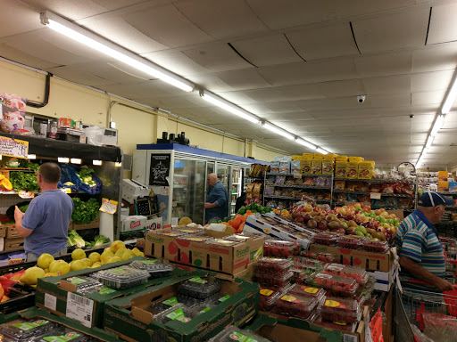 Grocery Store «World Market & Cafe», reviews and photos, 1328 S Federal Hwy, Hollywood, FL 33020, USA