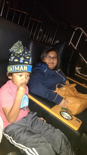 Movie Theater «Regal Cinemas Modesto 10», reviews and photos, 3969 McHenry Ave, Modesto, CA 95356, USA