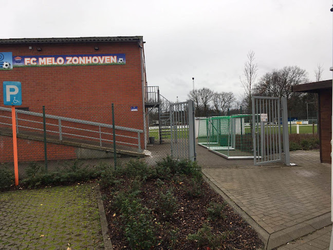 Beoordelingen van Zonhoven United F.C. in Hasselt - Sportcomplex