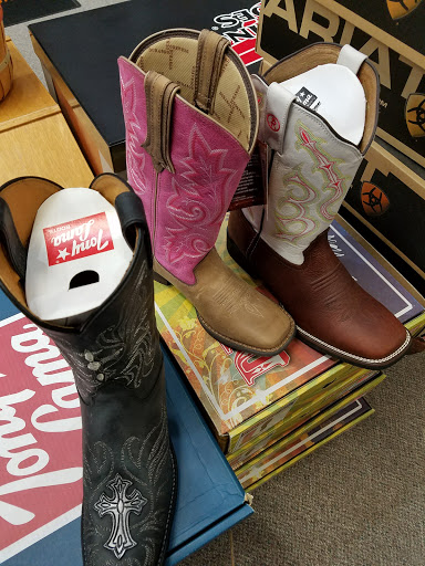 Pet Supply Store «Valley Vet Supply Retail Store», reviews and photos, 1118 Pony Express Hwy, Marysville, KS 66508, USA