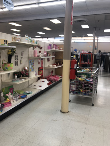 Thrift Store «Downtown Rescue Mission Thrift Store», reviews and photos, 930 Old Monrovia Rd NW, Huntsville, AL 35806, USA