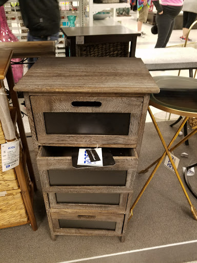 Clothing Store «Ross Dress for Less», reviews and photos, 3260 Stockton Hill Rd, Kingman, AZ 86409, USA