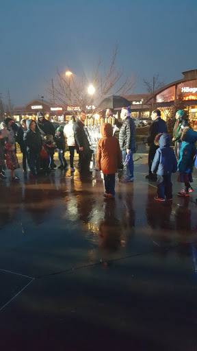 Shopping Mall «Shoppes At North Brunswick», reviews and photos, 522 Shoppes Blvd, North Brunswick Township, NJ 08902, USA