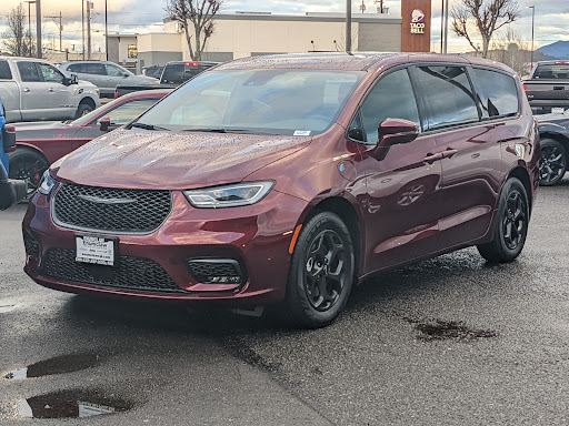 Car Dealer «Enumclaw Chrysler Jeep Dodge», reviews and photos, 726 Roosevelt Ave, Enumclaw, WA 98022, USA