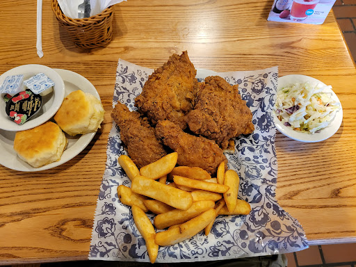 American Restaurant «Cracker Barrel Old Country Store», reviews and photos, 2001 Formosa Rd, Troy, IL 62294, USA