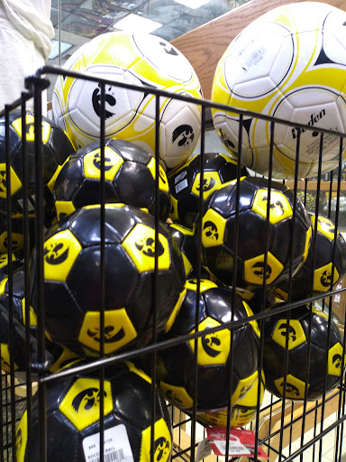 Book Store «Iowa Book LLC», reviews and photos, 8 S Clinton St, Iowa City, IA 52240, USA