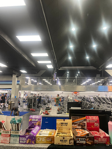 Health Club «Crunch - Cerritos», reviews and photos, 11881 Del Amo Blvd, Cerritos, CA 90703, USA