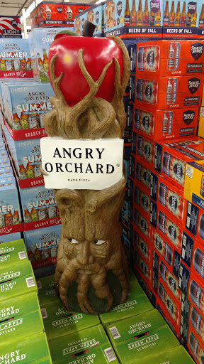 Liquor Store «Yankee Spirits», reviews and photos, 376 Main St, Sturbridge, MA 01566, USA