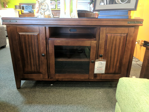 Furniture Store «House to Home Furniture», reviews and photos, 2198 N Lakewood Blvd, Long Beach, CA 90815, USA