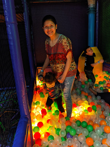 Amusement Center «Bounce Milwaukee», reviews and photos, 2801 S 5th Ct, Milwaukee, WI 53207, USA