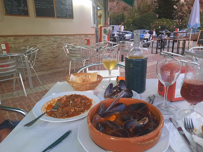 Emiliano Bar Restaurante - P.º Reina Sofía, 3, 18690 Almuñécar, Granada, Spain