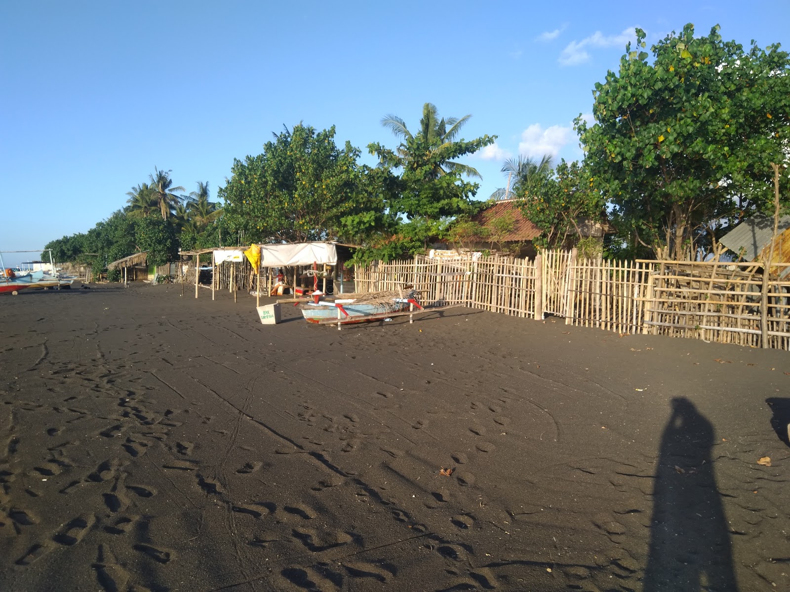 Golden Giri Beach'in fotoğrafı biraz temiz temizlik seviyesi ile