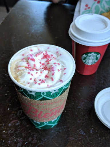 Coffee Shop «Starbucks», reviews and photos, 13401 Blue Heron Beach Dr, Orlando, FL 32821, USA