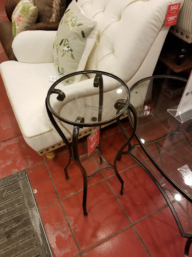 Home Goods Store «Pier 1 Imports», reviews and photos, 254 N Plainfield Rd, West Lebanon, NH 03784, USA