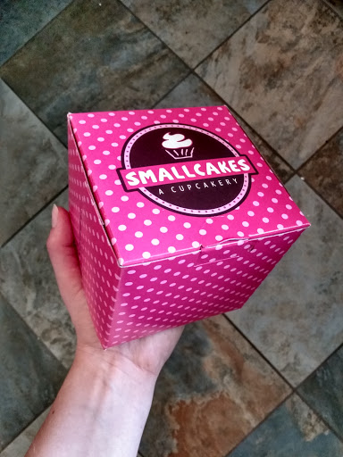 Dessert Shop «Smallcakes Cupcakery and Creamery», reviews and photos, 15624 Pilot Knob Rd, Apple Valley, MN 55124, USA