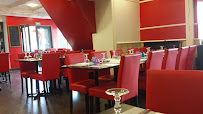 Atmosphère du Restaurant Au Fer à Cheval à Osny - n°2