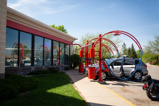 Super Tunnel Car Wash en Rapid City