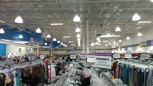 Thrift Store «Happy Valley Goodwill Retail Store & Donation Center», reviews and photos, 1565 W Happy Valley Rd, Phoenix, AZ 85085, USA