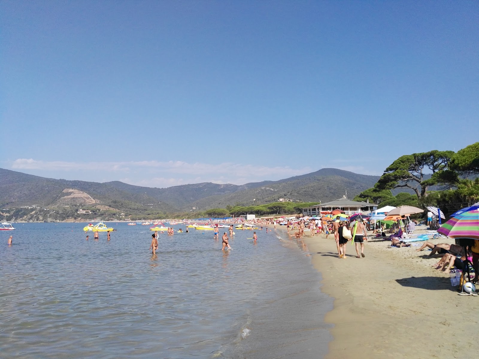 Photo de Plage de Lacona - recommandé pour les voyageurs en famille avec des enfants