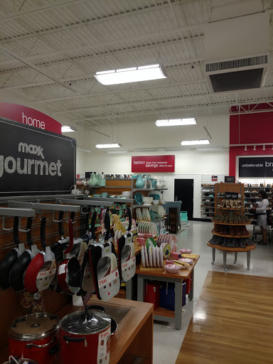 Department Store «T.J. Maxx», reviews and photos, 1920 Cordova Rd, Fort Lauderdale, FL 33316, USA