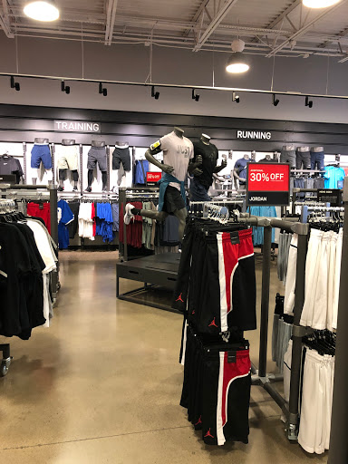Clothing Store «Nike Factory Store», reviews and photos, 4250 W Anthem Way #375, Anthem, AZ 85086, USA