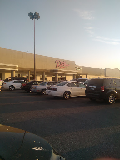 Grocery Store «Dillons», reviews and photos, 5311 SW 22nd Pl, Topeka, KS 66614, USA