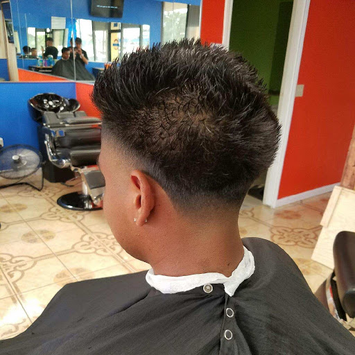 Barber Shop «Wayside Barber Shop», reviews and photos, 6070-6098 S Wayside Dr, Houston, TX 77023, USA