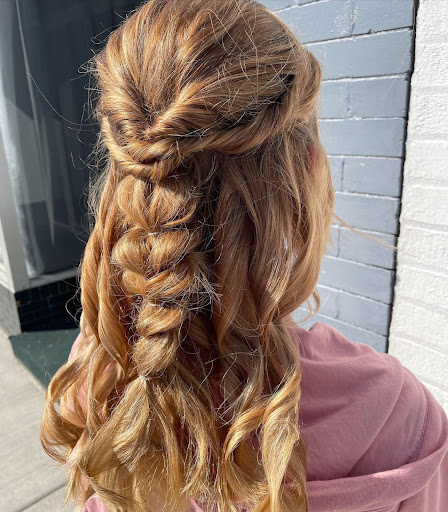 Beauty Salon «Wild Hare Salon», reviews and photos, 206 S State St, Marengo, IL 60152, USA