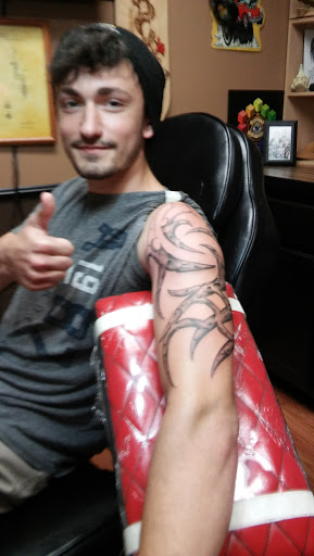 Tattoo Shop «Tried & True tattoo», reviews and photos, 6670 New Nashville Hwy #100, Smyrna, TN 37167, USA