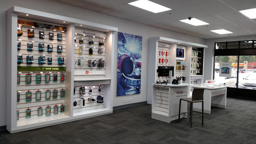 Cell Phone Store «GoWireless Verizon Authorized Retailer», reviews and photos, 13032 SE Kent-Kangley Rd, Kent, WA 98030, USA