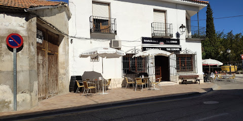 The Corner - Calle Dra. Queraltó, 21, 45222 Borox, Toledo, Spain