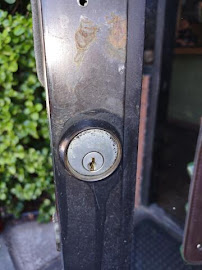 A-1 Qwikfix Locksmith Service - Photo 6 - Car repair in , Long Beach