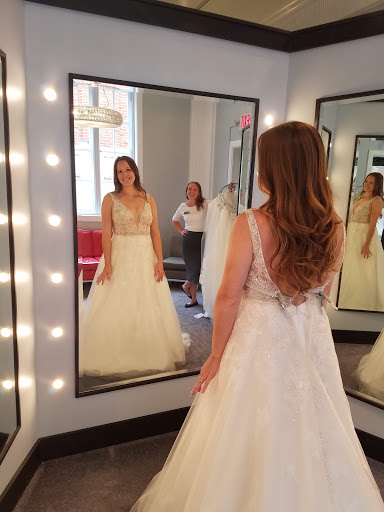 Bridal Shop «In White», reviews and photos, 18 N Queen St, Lancaster, PA 17603, USA