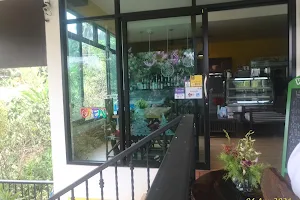 ร้านอาหารบ้านเอญ่า (Baan-Aaya Coffee and Restaurant) image