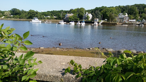Water Park «Petersen Splash Pad at Watson Park», reviews and photos, Gordon Rd, Braintree, MA 02184, USA