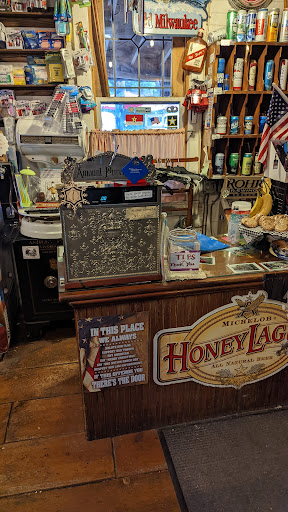 Grocery Store «Shoreless Acres General Store», reviews and photos, 5006 E Lake Rd, Livonia, NY 14487, USA