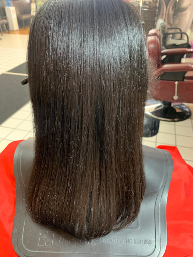 Beauty Salon «Queen B Beauty & Hair Salon», reviews and photos, 1588 Veterans Memorial Hwy SW #204, Austell, GA 30168, USA