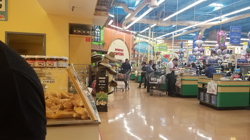Supermarket «Vallarta Supermarkets», reviews and photos, 1357 E Los Angeles Ave, Simi Valley, CA 93065, USA