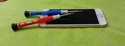 Electronics Repair Shop «Smart Cellular Fix», reviews and photos, 10709 Alpharetta Hwy, Roswell, GA 30076, USA