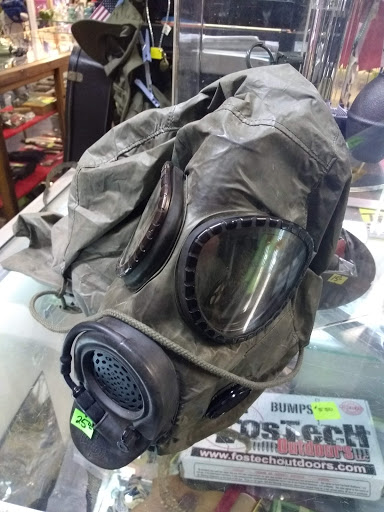 Thrift Store «Rag & Bone Thrift Shop», reviews and photos, 1011 7th Ave, Seaside, OR 97138, USA