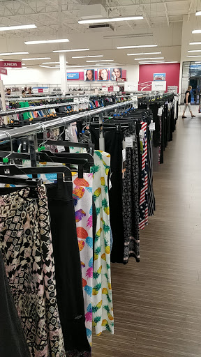 Clothing Store «Burlington Coat Factory», reviews and photos, 16590 N Fwy Service Rd, Conroe, TX 77384, USA